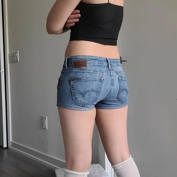 Lucky Brand Low-Rise Y2k Vintage Micro Shorts - Picture 2 of 7